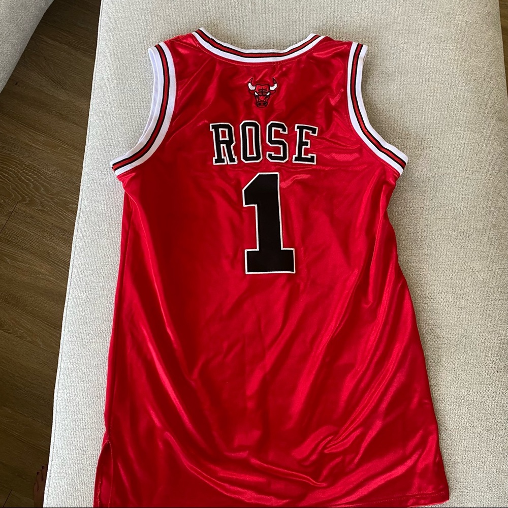 Derrick Rose Bulls Jersey